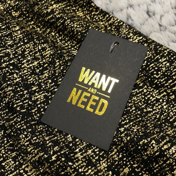 Want and Need Metallic Swing Dress. M - Picture 3 of 9